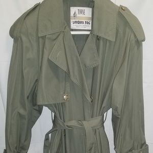 London Fog lt green trench, sz 14